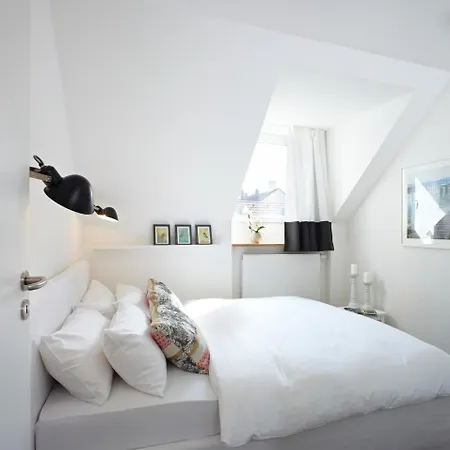 Koenigsschlaf No4 - Schicke Designerwohnung In