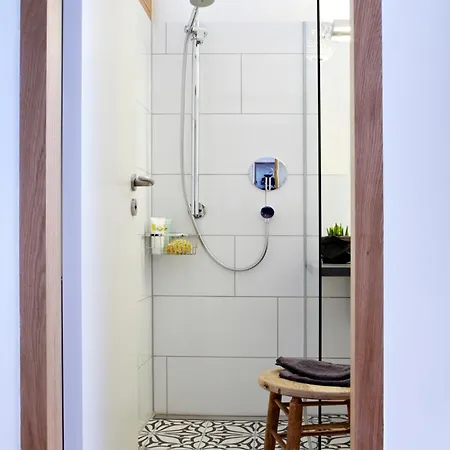 Koenigsschlaf No4 - Schicke Designerwohnung In *